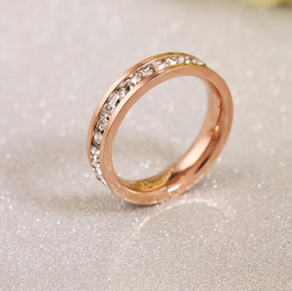 Geometric Ring Rose Gold Ring Filled - Picture 2 of 5
